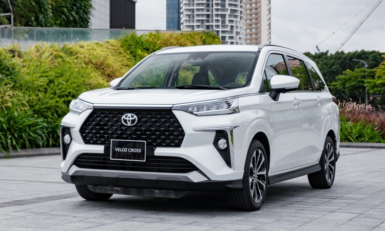 Toyota Veloz được cho thuê tại Thuê Xe tự lái Quận 7